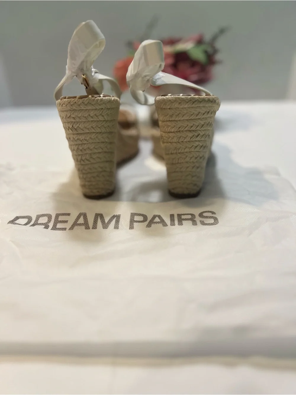 Dream Pairs Platform One Strap Espadrille Wedge Sandals in White - Sz 6